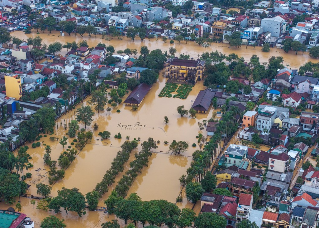 hue_lu lut hue_hue ngap lut_thientai_luluthue_phat giao hue41.jpg